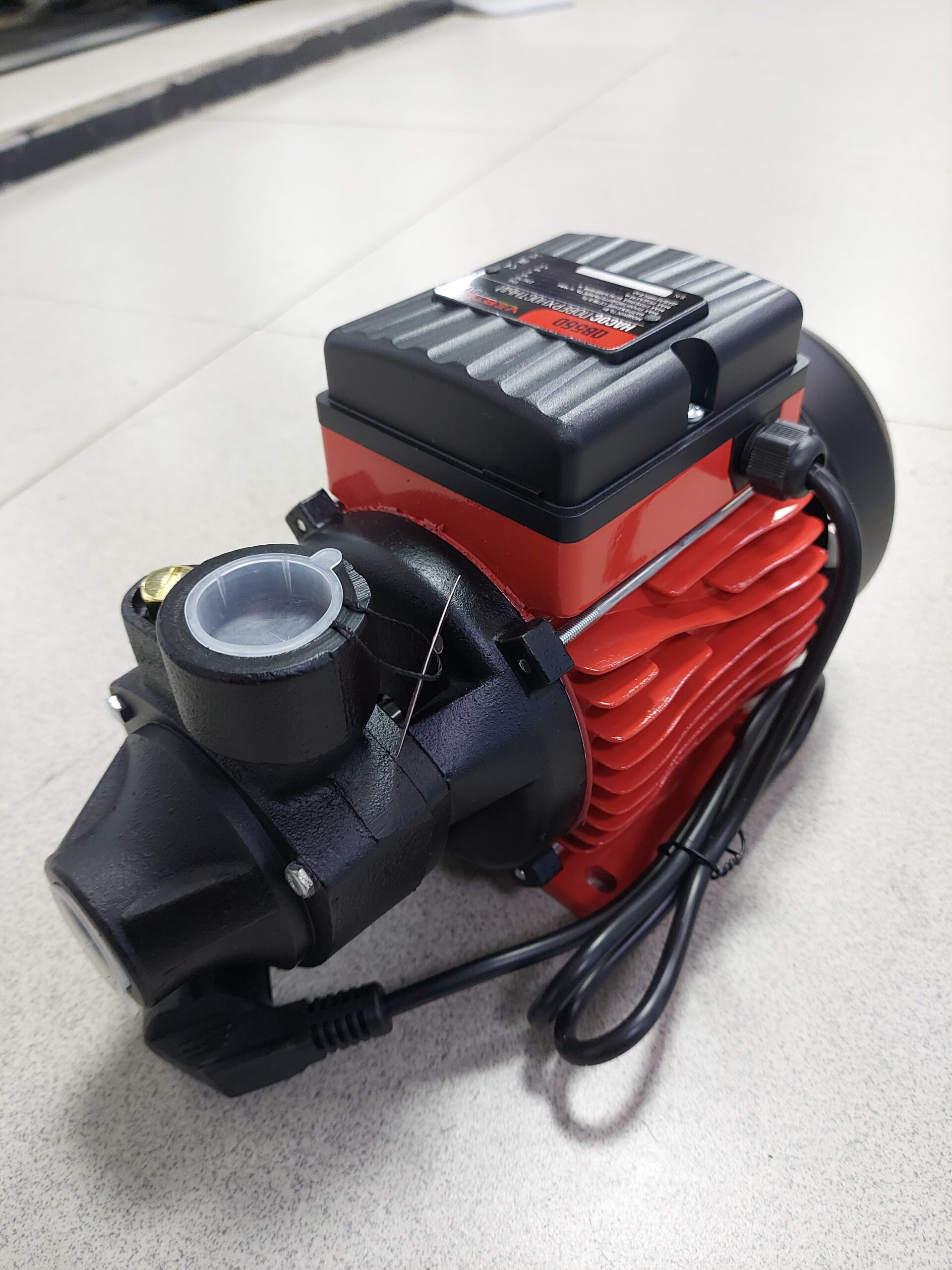 Поверхностный насос Verton AQUA QB550 (550 Вт, 230 В//50 Гц, Q max 45 л/мин, H max 48 м, глуб. 8 м, подкл. 1″, давл. 4,9 бар, крыльч. латунь,чугун.корпус)